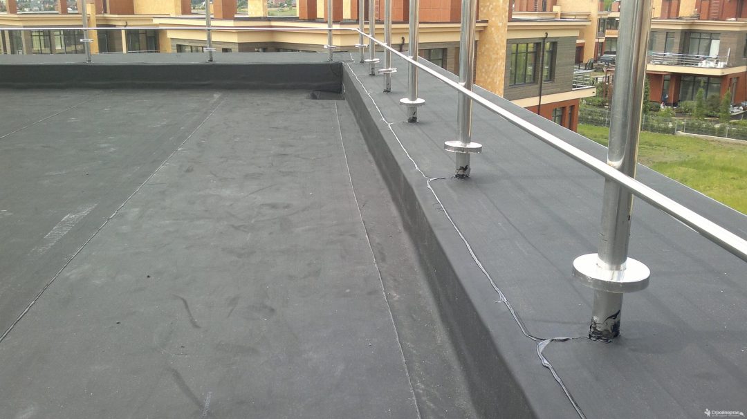 Устройство парапетов кровли